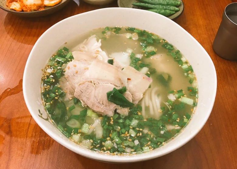 올레 고기 국수....
