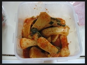아삭아삭 맛있는 총각김치 볶음밥